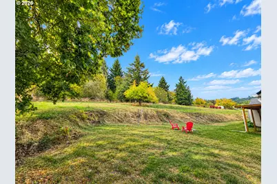 39399 SW Laurelwood Rd, Gaston, OR 97119 - Photo 2