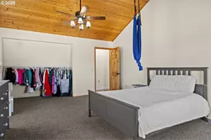 307 Towhee Ln, Tenmile, OR 97481 - Photo 22
