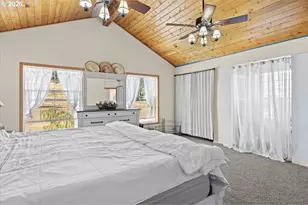 307 Towhee Ln, Tenmile, OR 97481 - Photo 16