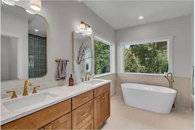 16333 SW Timberland Dr, Beaverton, OR 97007 - Photo 18