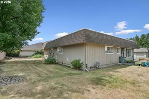 3456 NE Chiefs Ct, Salem, OR 97305 - Photo 14