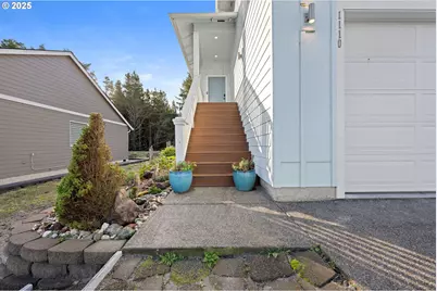 1110 194th St, Long Beach, WA 98631 - Photo 4