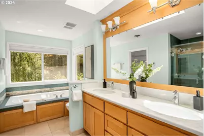 5002 SW Orchard Ln, Portland, OR 97219 - Photo 24