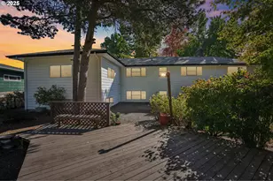 11851 SE Madison St, Portland, OR 97216 - Photo 46