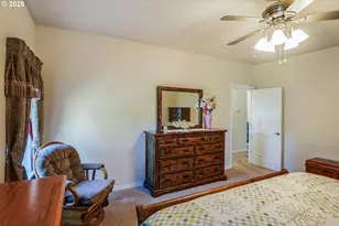 1231 SW 3rd Ave, Mill City, OR 97360 - Photo 34