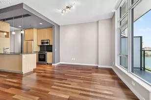 949 NW Overton St, Portland, OR 97209 - Photo 8