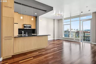 949 NW Overton St, Portland, OR 97209 - Photo 10