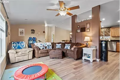5143 NE Copper Creek Loop #187, Salem, OR 97305 - Photo 8