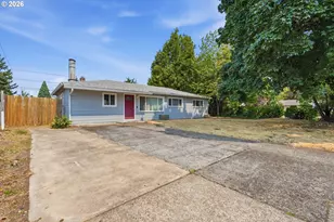 18149 SE Lincoln St, Portland, OR 97233 - Photo 2