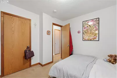 18149 SE Lincoln St, Portland, OR 97233 - Photo 28