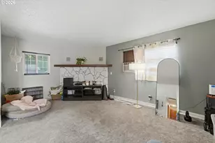 18149 SE Lincoln St, Portland, OR 97233 - Photo 8