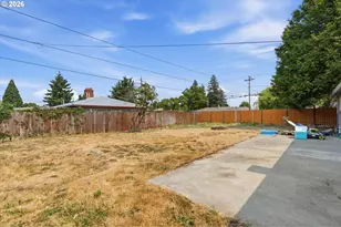 18149 SE Lincoln St, Portland, OR 97233 - Photo 32