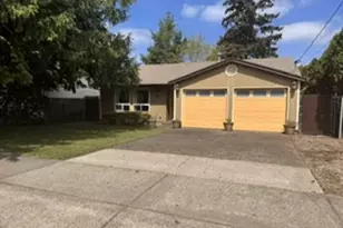5035 SE Rural St, Portland, OR 97206 - Photo 4