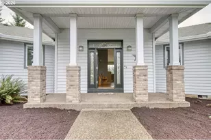 33750 Luttrell Farms Dr, Saint Helens, OR 97051 - Photo 2