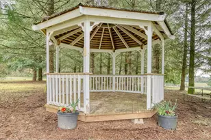 33750 Luttrell Farms Dr, Saint Helens, OR 97051 - Photo 34