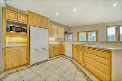 33750 Luttrell Farms Dr, Saint Helens, OR 97051 - Photo 8