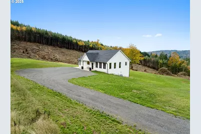 253 S Goble Creek Rd, Kelso, WA 98626 - Photo 1