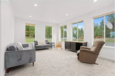 253 S Goble Creek Rd, Kelso, WA 98626 - Photo 8