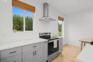 253 S Goble Creek Rd, Kelso, WA 98626 - Photo 20