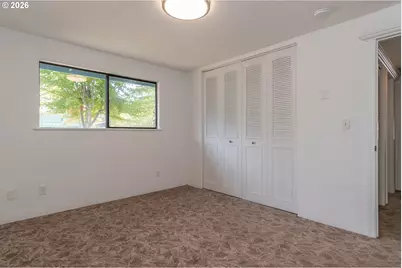 921 W Hickory St, Roseburg, OR 97471 - Photo 40