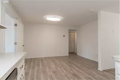 921 W Hickory St, Roseburg, OR 97471 - Photo 22