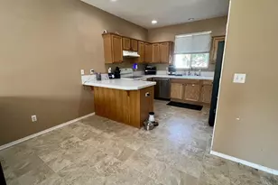 12226 SE Long St, Portland, OR 97236 - Photo 8