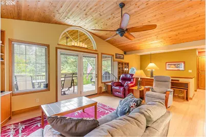 14550 NE Spring Creek Ln, Newberg, OR 97132 - Photo 8