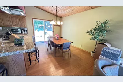 14550 NE Spring Creek Ln, Newberg, OR 97132 - Photo 12