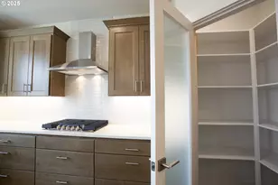 1900 S Holly St, Canby, OR 97013 - Photo 4