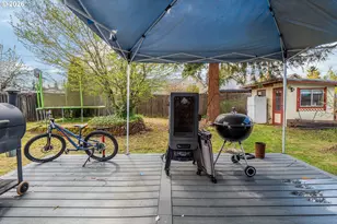 1119 Ash Ave, Cottage Grove, OR 97424 - Photo 32