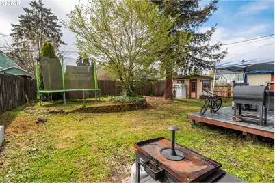 1119 Ash Ave, Cottage Grove, OR 97424 - Photo 18