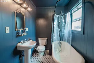 1119 Ash Ave, Cottage Grove, OR 97424 - Photo 20