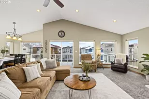 17809 NE Marine Dr, Portland, OR 97230 - Photo 8