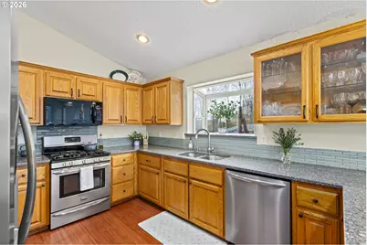 17809 NE Marine Dr #C3, Portland, OR 97230 - Photo 18