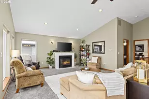 17809 NE Marine Dr, Portland, OR 97230 - Photo 6