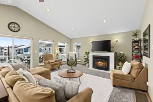 17809 NE Marine Dr, Portland, OR 97230 - Photo 6