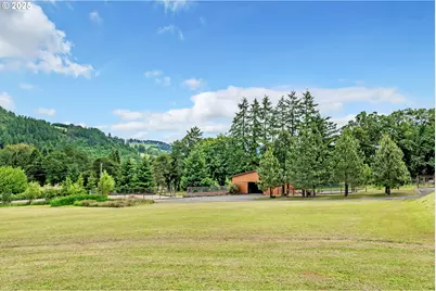 453 Riverwood Ln, Oakland, OR 97462 - Photo 18