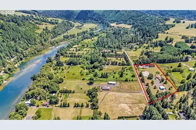 453 Riverwood Ln, Oakland, OR 97462 - Photo 2
