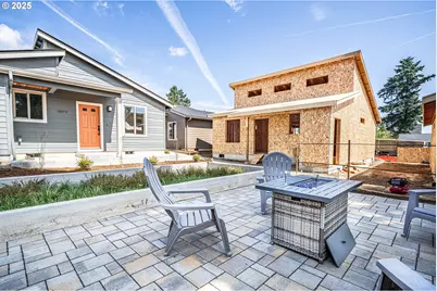 12252 Meadowlawn Dr, Oregon City, OR 97045 - Photo 18