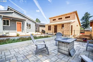 12252 Meadowlawn Dr, Oregon City, OR 97045 - Photo 18