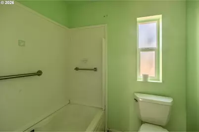 1633 Maple St, Florence, OR 97439 - Photo 30