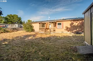1633 Maple St, Florence, OR 97439 - Photo 34