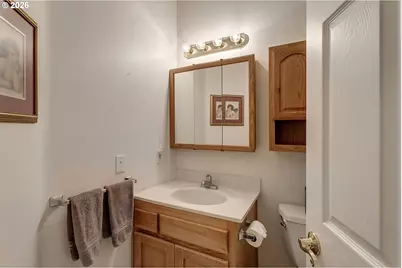2925 SE Cleveland Dr, Gresham, OR 97080 - Photo 34