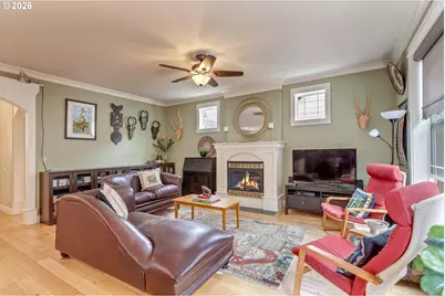 9130 N Seneca St, Portland, OR 97203 - Photo 8
