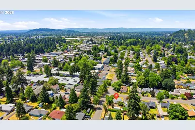 1808 NE 114th Pl, Portland, OR 97220 - Photo 8