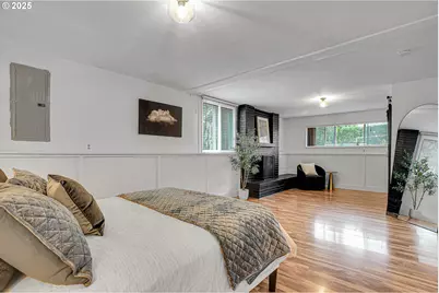 8325 SW Terwilliger Blvd, Portland, OR 97219 - Photo 22