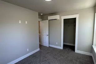 440 W Harrison St, Roseburg, OR 97471 - Photo 22