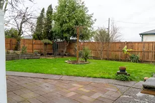 634 Waverly Dr SE, Albany, OR 97322 - Photo 22