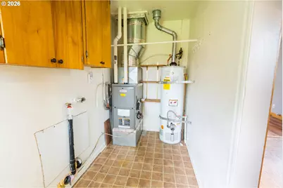 634 Waverly Dr SE, Albany, OR 97322 - Photo 10