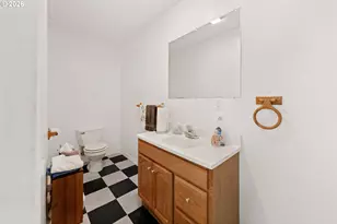420 Cascara Ln, Roseburg, OR 97471 - Photo 40